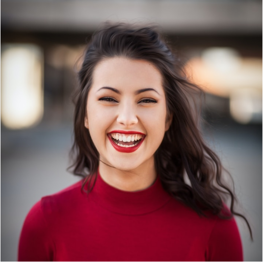 veener_smiling.png